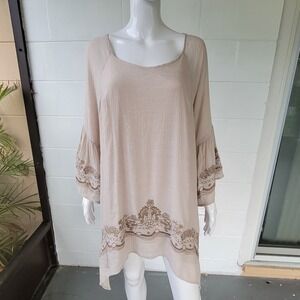 Oh Gussie Tunic Top Tan Womens 2XL Boho Embroidered Bell Sleeve Handkerchief Hem